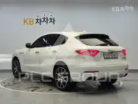 2018 Maserati LEVANTE