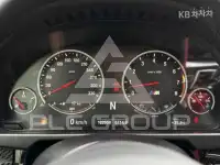 2019 BMW M1