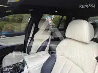 2019 BMW X7