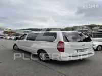 2019 Hyundai Starex