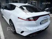 2019 KIA Stinger
