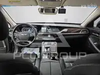 2019 Genesis G90