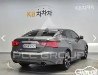 2019 Nissan Maxima