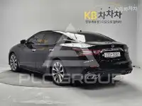 2019 Nissan Maxima