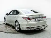 2019 Lexus ES