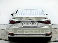 2019 Lexus ES
