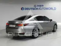 2019 Lexus ES