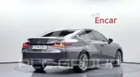 2019 Lexus ES