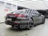 2019 Porsche Panamera