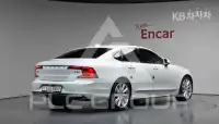 2019 Volvo S90