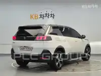 2019 Peugeot 5008