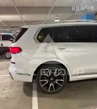2020 BMW X7