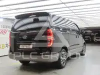 2020 Hyundai Starex