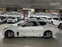 2020 KIA Stinger
