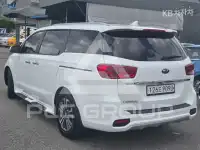 2020 KIA Carnival