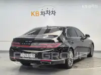 2020 Genesis G90