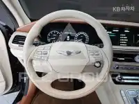 2020 Genesis G90