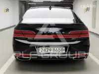 2020 Genesis G90