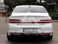 2020 Genesis G90