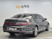2020 Genesis G90