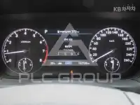 2020 Genesis G90