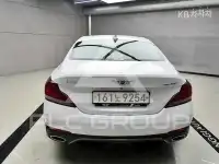 2020 Genesis G70