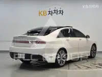 2020 Lincoln MKZ