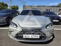 2020 Lexus ES