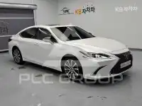 2020 Lexus ES