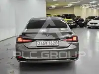 2020 Lexus ES