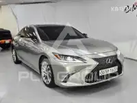 2020 Lexus ES