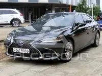 2020 Lexus ES