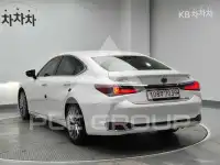 2020 Lexus ES