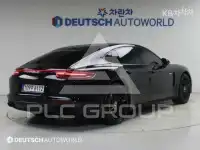 2020 Porsche Panamera