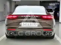 2020 Porsche Panamera
