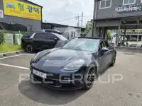 2020 Porsche Panamera