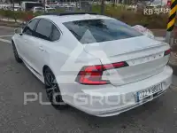 2020 Volvo S90