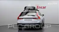 2020 Volvo V90