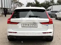 2020 Volvo V60