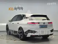2021 BMW iX