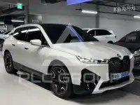 2021 BMW iX
