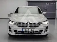 2021 BMW 5 series