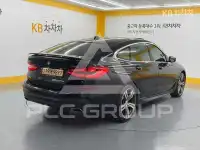 2021 BMW 5 series