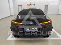 2021 BMW M1
