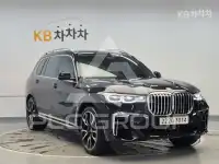 2021 BMW X7