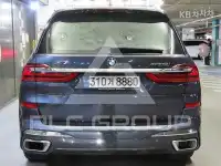 2021 BMW X7