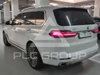 2021 BMW X7