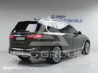 2021 BMW X7