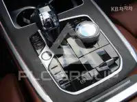 2021 BMW X7