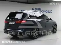 2021 BMW X7